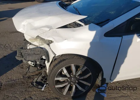 2015 Honda Civic Ex-L from USA, damaged, VIN 19XFB2F93FE205107